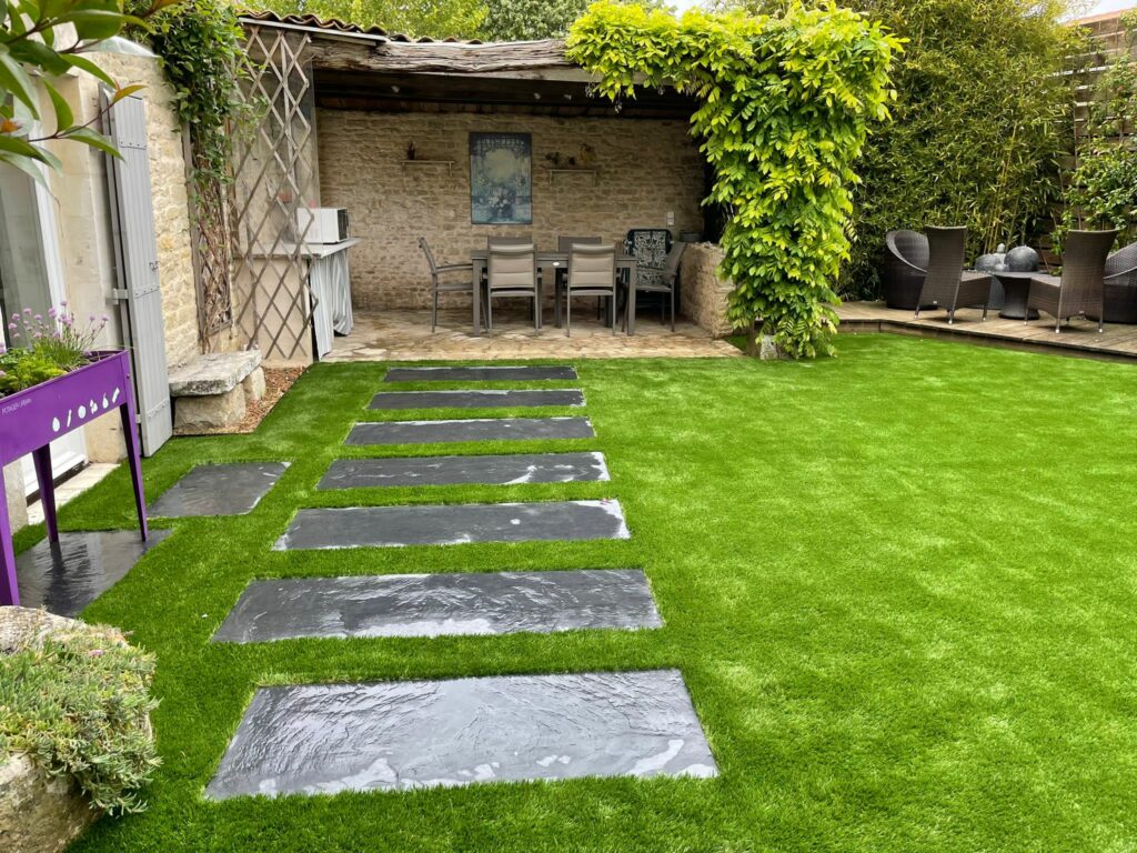 8f01ffee-9d24-41e7-b52e-81dd25c75392